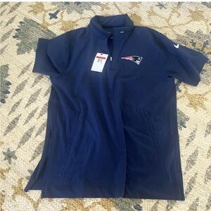 Nike New England Patriots Windbreaker On Field Apparel 1/4 Zip Blue Large